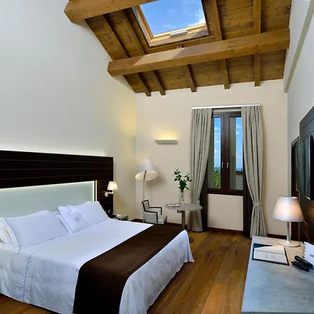 Palazzo Di 4*