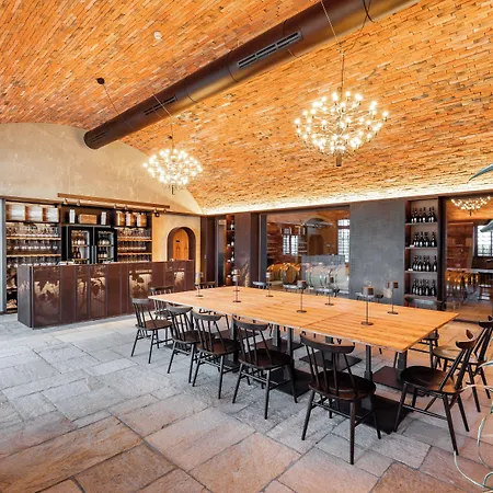 Palazzo Di 4*